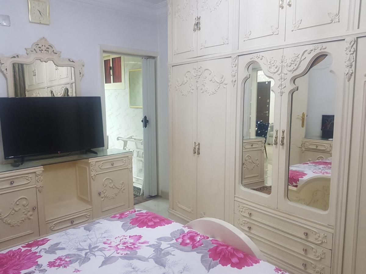 Elegant Apartment In Sheraton Heliopolis Кайро Екстериор снимка